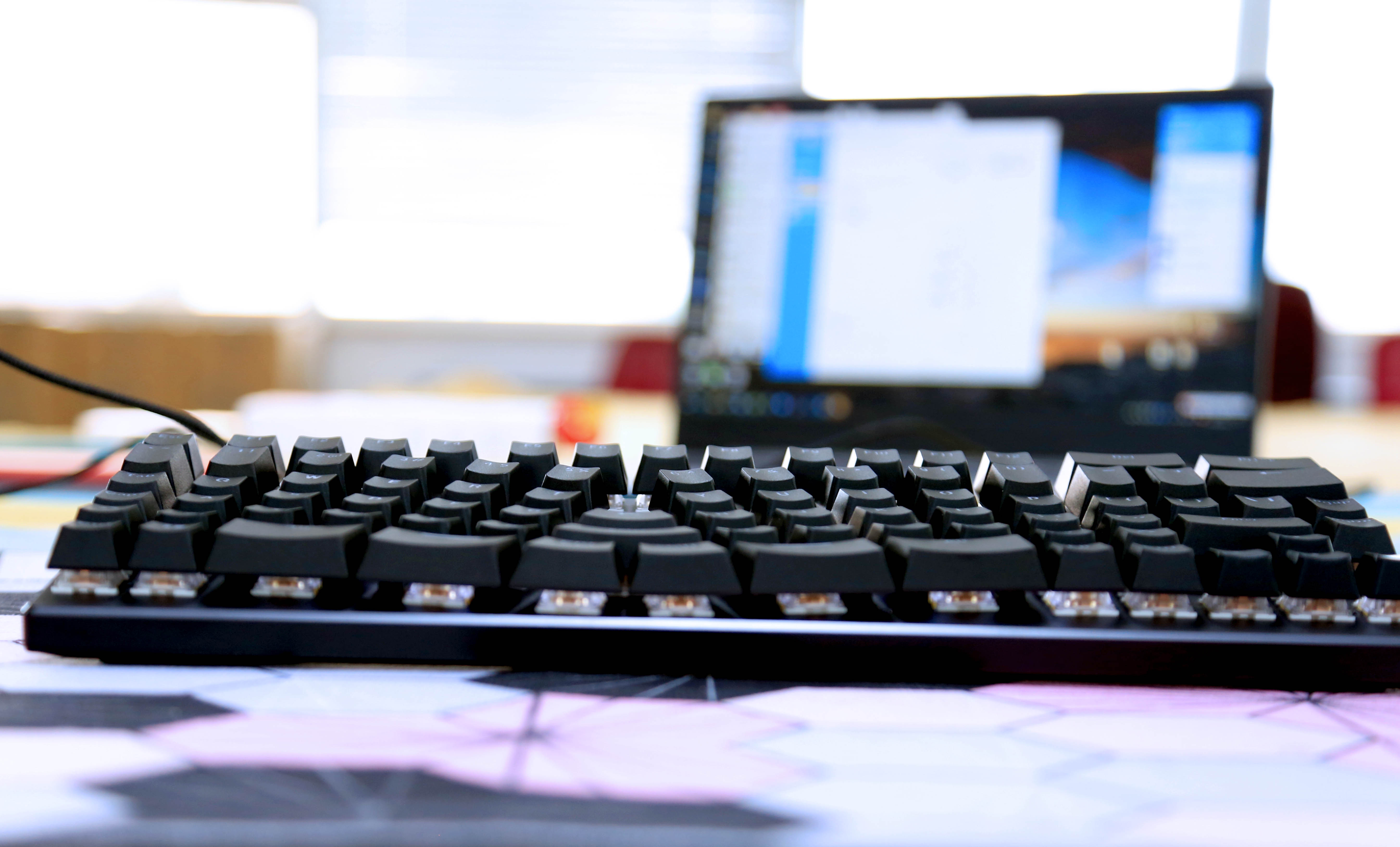 最符合人体工程学的键盘,人体工程学键盘推荐