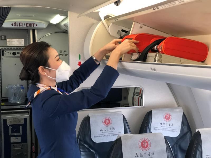 最后一批援鄂医疗队出关视频,最后一批援沪医疗队离沪返程