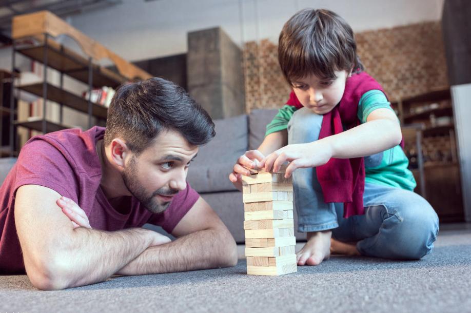 总是说别人家的孩子好,提升与孩子的亲子关系