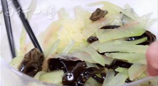 西瓜皮的功效与作用及禁忌有哪些,西瓜皮能用来干嘛