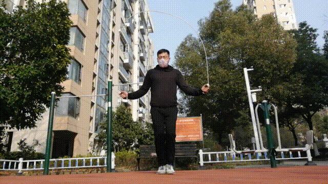 怎么练习双飞跳绳,双飞跳绳教学需要用什么绳子