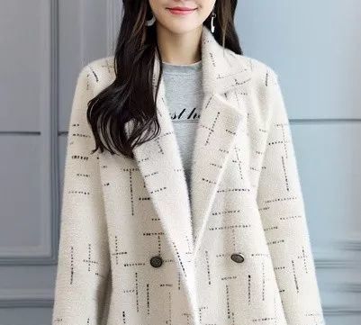 今年流行水貂绒大衣什么款式,高品质貂绒大衣穿出你的雍容华贵