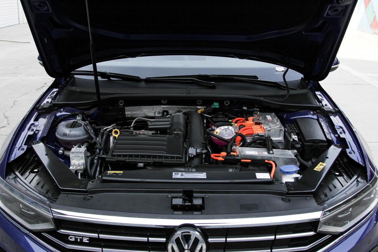 1.4t的迈腾高速,1.4t迈腾8秒破百