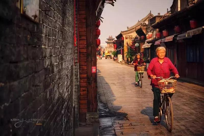 高铁直达西安旅游攻略,坐高铁到西安游古城墙和大雁塔