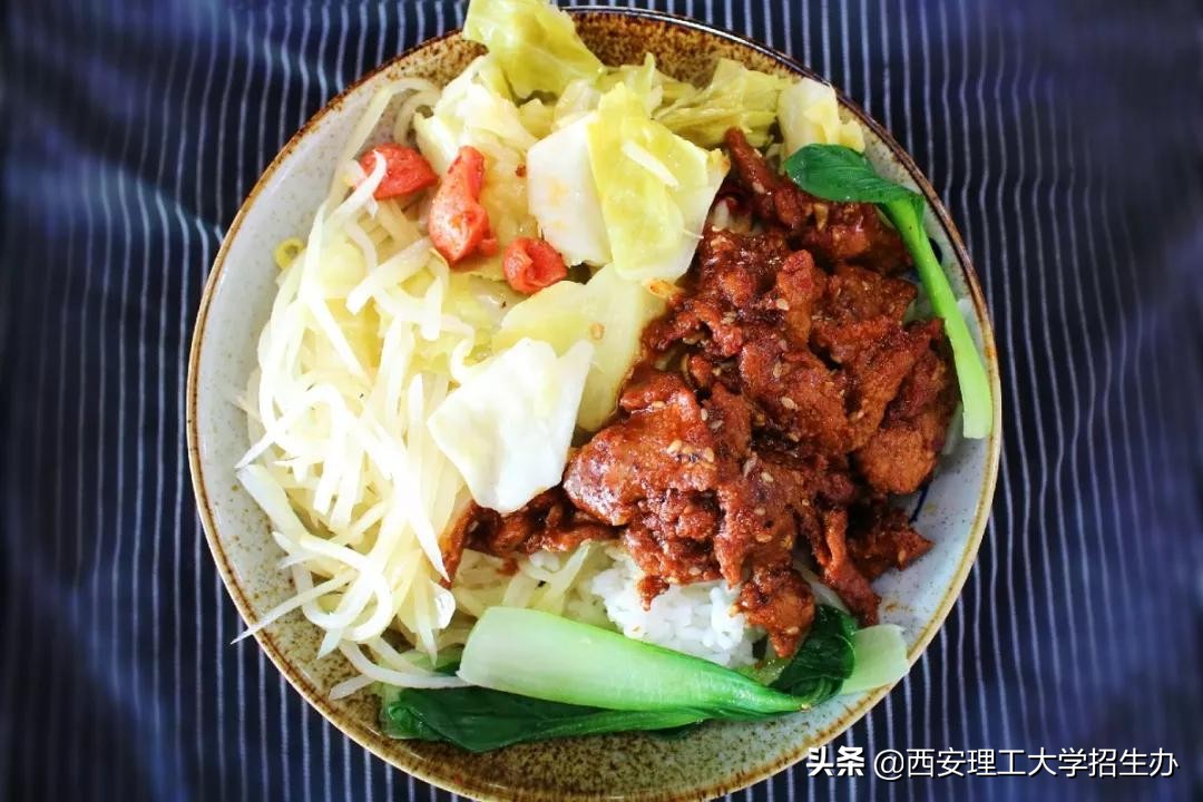 大学食堂难吃？这组图片将颠覆你的认知！