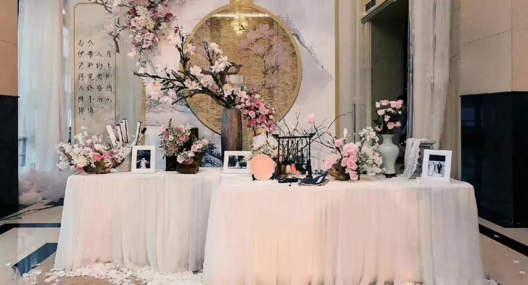 这场简单而又不失庄重的中式婚礼,送你一场大气磅礴的中式婚礼