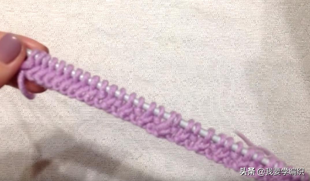 双层黑白竖条纹围巾编织教程,纯手工交叉格围巾编织教程