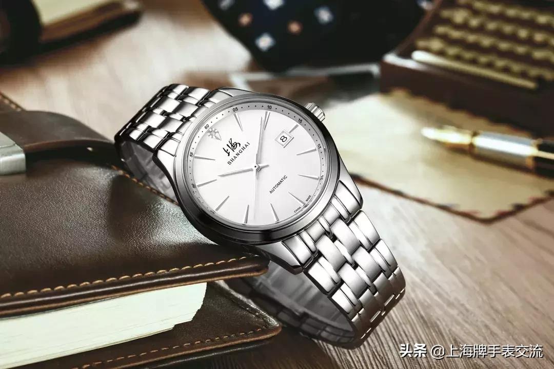 全自动机械表什么时间调日期最好,天梭机械表怎么调时间日期