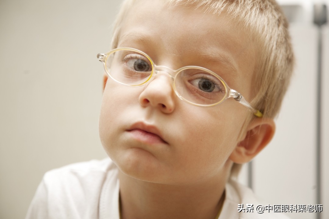 五岁半远视储备只剩25多久会近视,孩子5岁远视储备50一定会近视吗