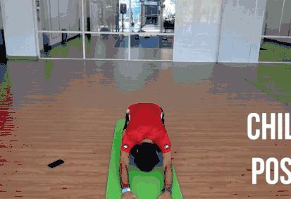 适合足球爱好者日常练习的柔韧性训练