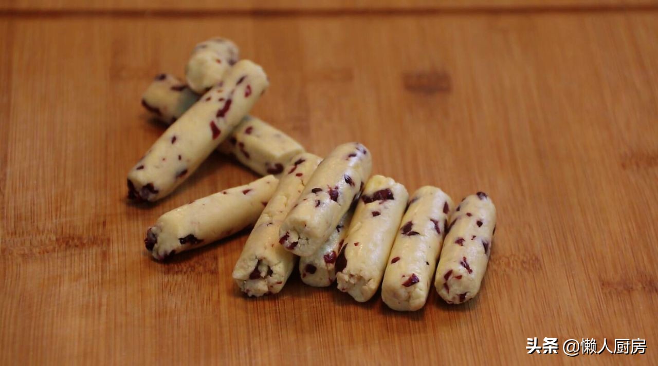 用奶粉做酸奶200克奶粉水要放多少,自制酸奶能用奶粉做吗比例是多少