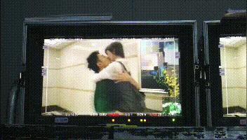 吻戏不好拍!有剧亲了42秒被嘲像啃猪蹄,不如《隐秘》一个强吻