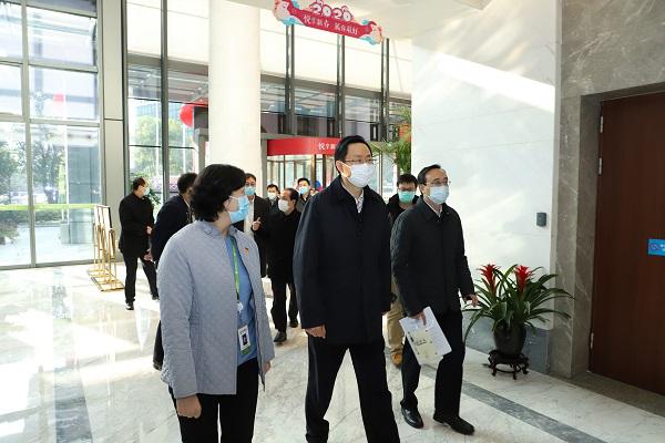 【人大代表风采】王兰凤：坚守金融阵地，跑出抗疫复产“苏州速度”