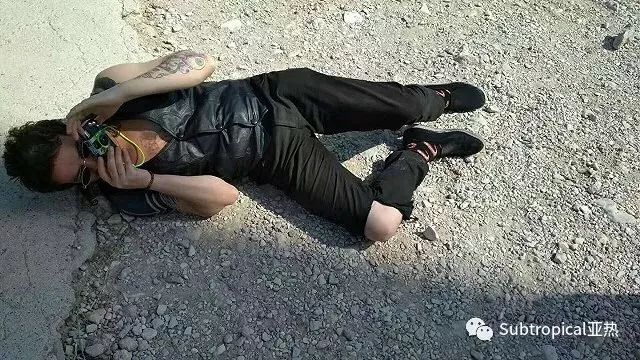 反抗!感性!力量!-巴西迪斯科朋克BLASTFEMME