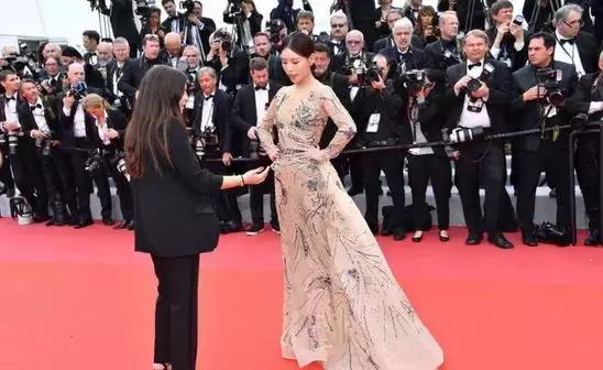戛纳红毯是不是给钱就能去,多少钱走一次戛纳红毯