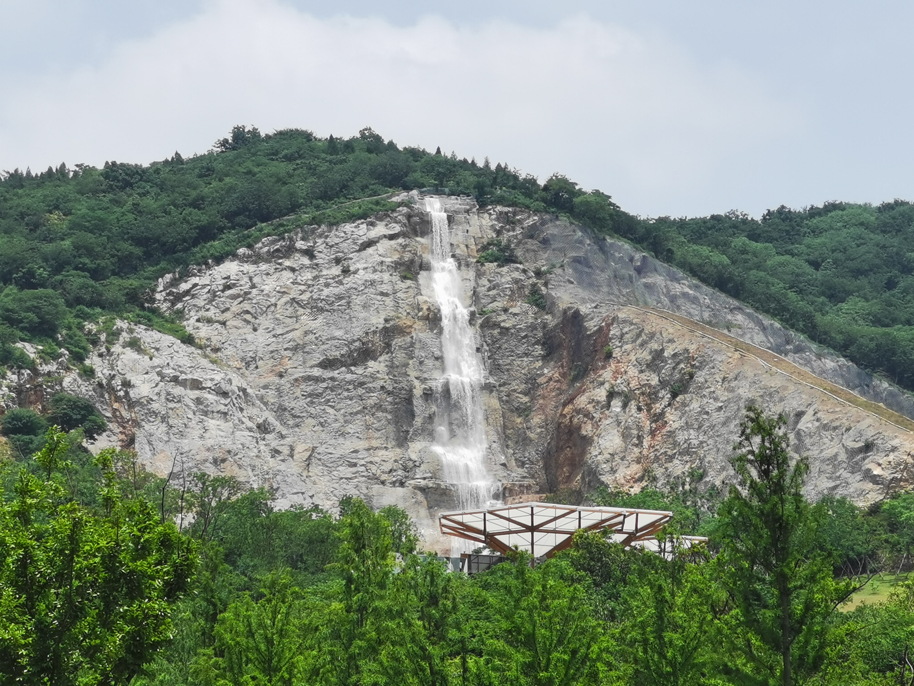 化腐朽为神奇的创作,化腐朽为神奇玉雕作品