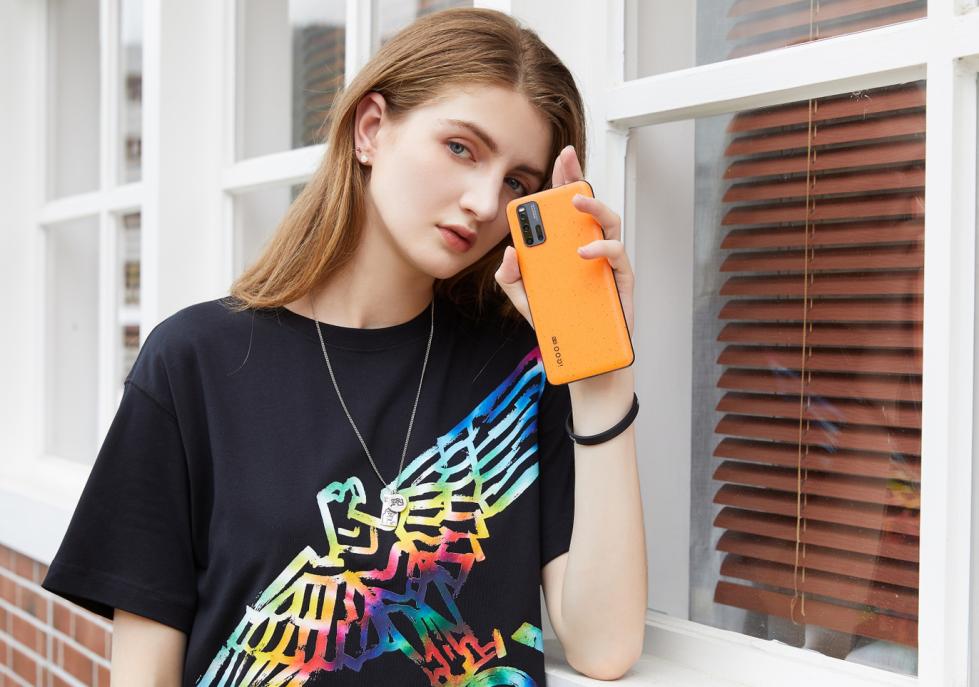 iqoo35g版参数,iqoo3系列5g旗舰