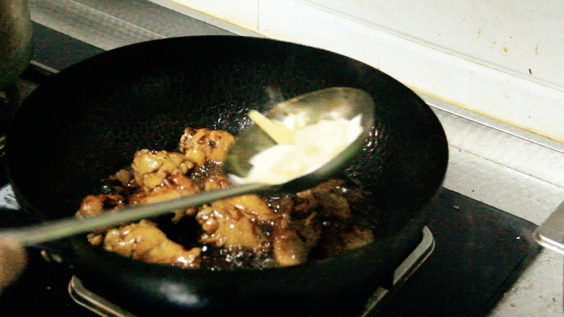 鸡翅根为什么做出来很腥,红烧鸡翅根做法味道超棒一看就会