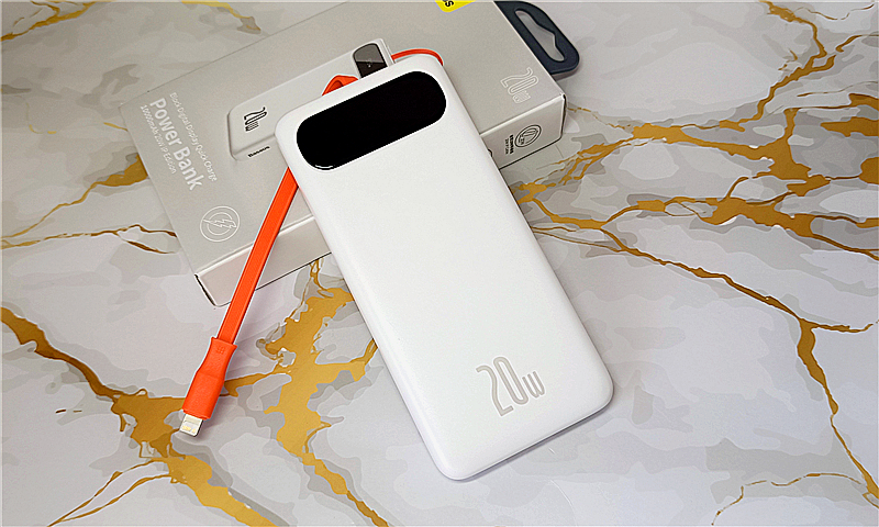 倍思无线快充电源评测,倍思布洛克带线数显快充移动电源