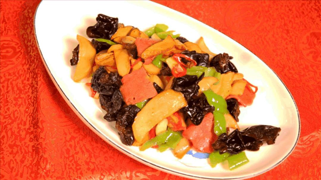 快来!今年在东方明珠塔、国际会议中心、市中心大饭店过年啦