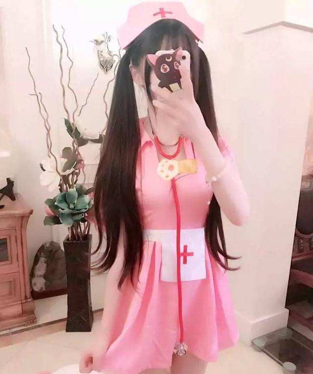 蔡萝莉穿的是什么衣服,蔡萝莉最可爱的衣服