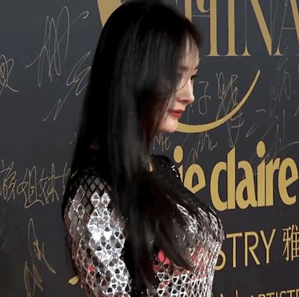 胸比较大的女生怎么穿显身材,胸比较大的女生怎么穿衣服好看