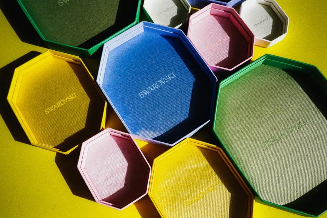 施华洛世奇换logo了吗,施华洛世奇换logo了