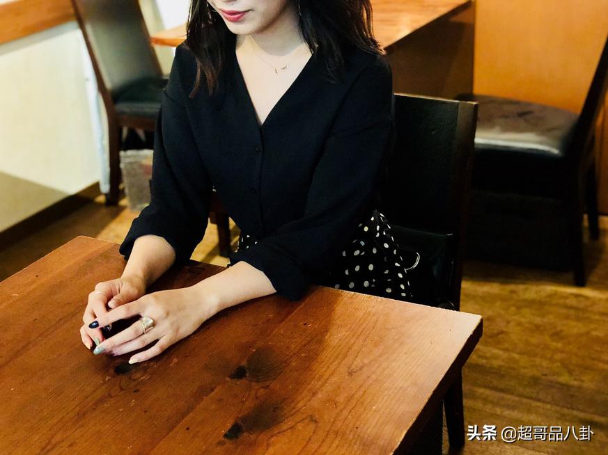 美人是超级跑车「恋爱篇」（8）第一次我却装作什么都不懂