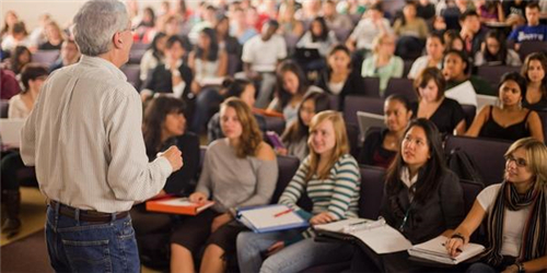 学生们蜂拥而至选择的院校，背后竟隐藏着不一样的面孔！优弗解析