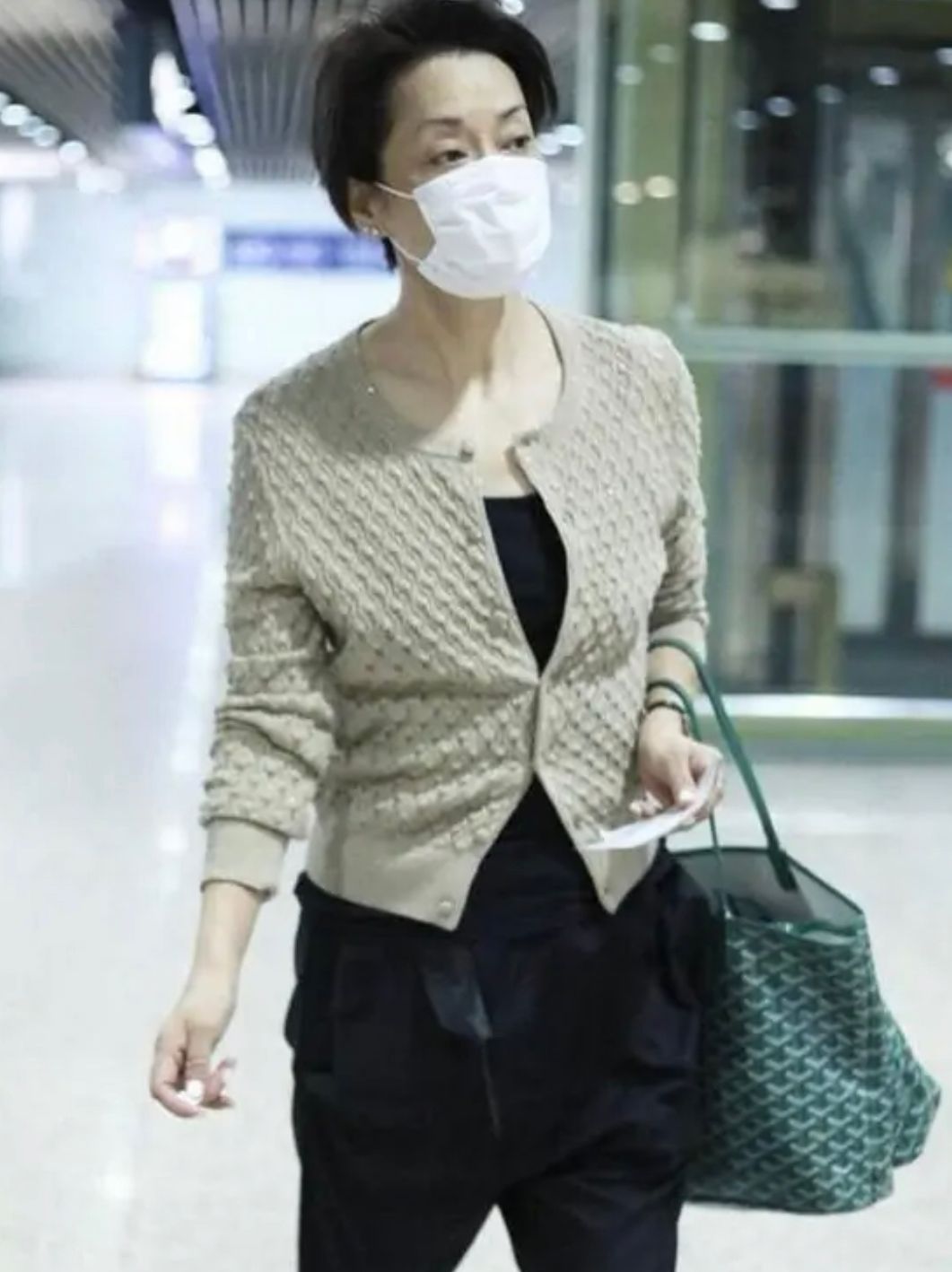 毛阿敏时尚变装,毛阿敏穿出时尚