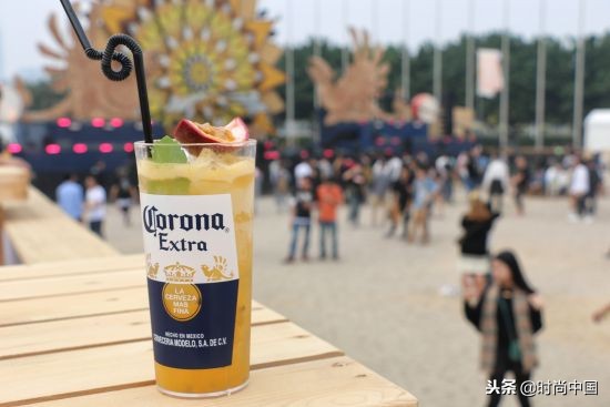 生活有酒就有故事,生活就要有浪漫