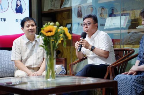 十年磨剑今朝试一身义胆,十年磨剑今朝试锋的意思