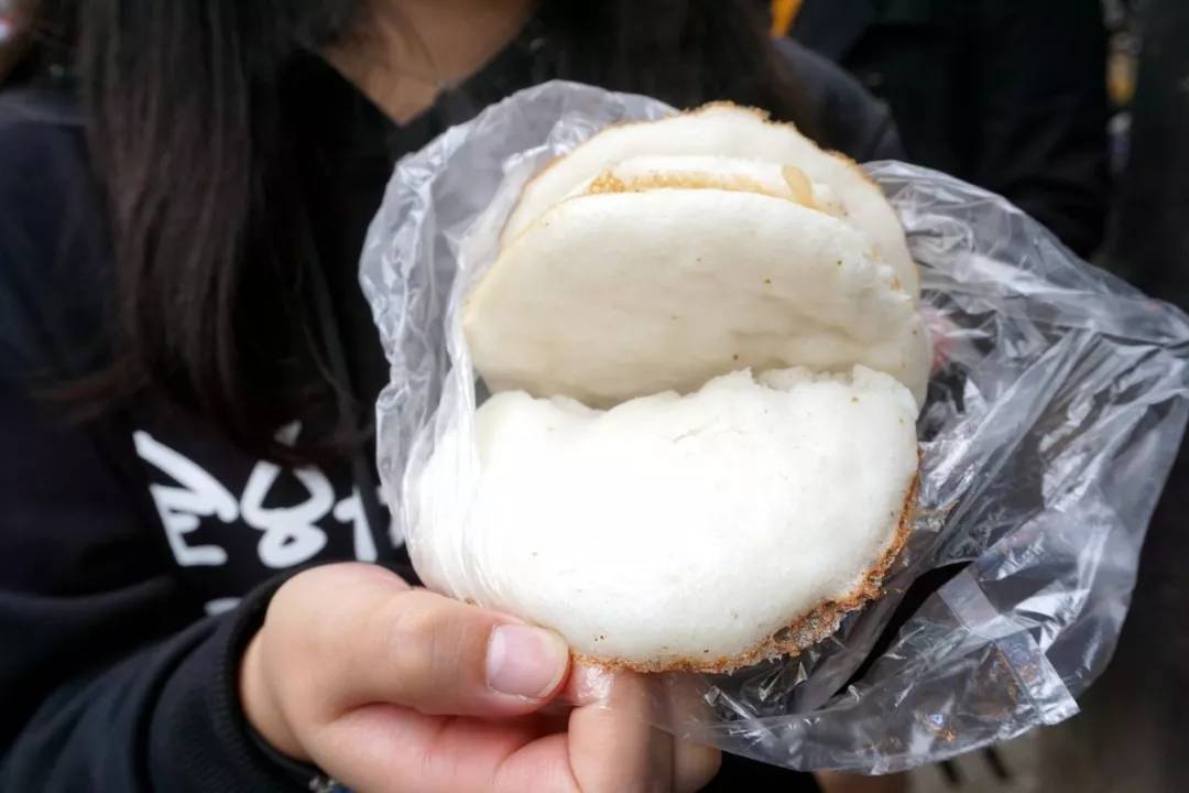 一天只卖4小时的米饭饼,去晚了可真吃不到!