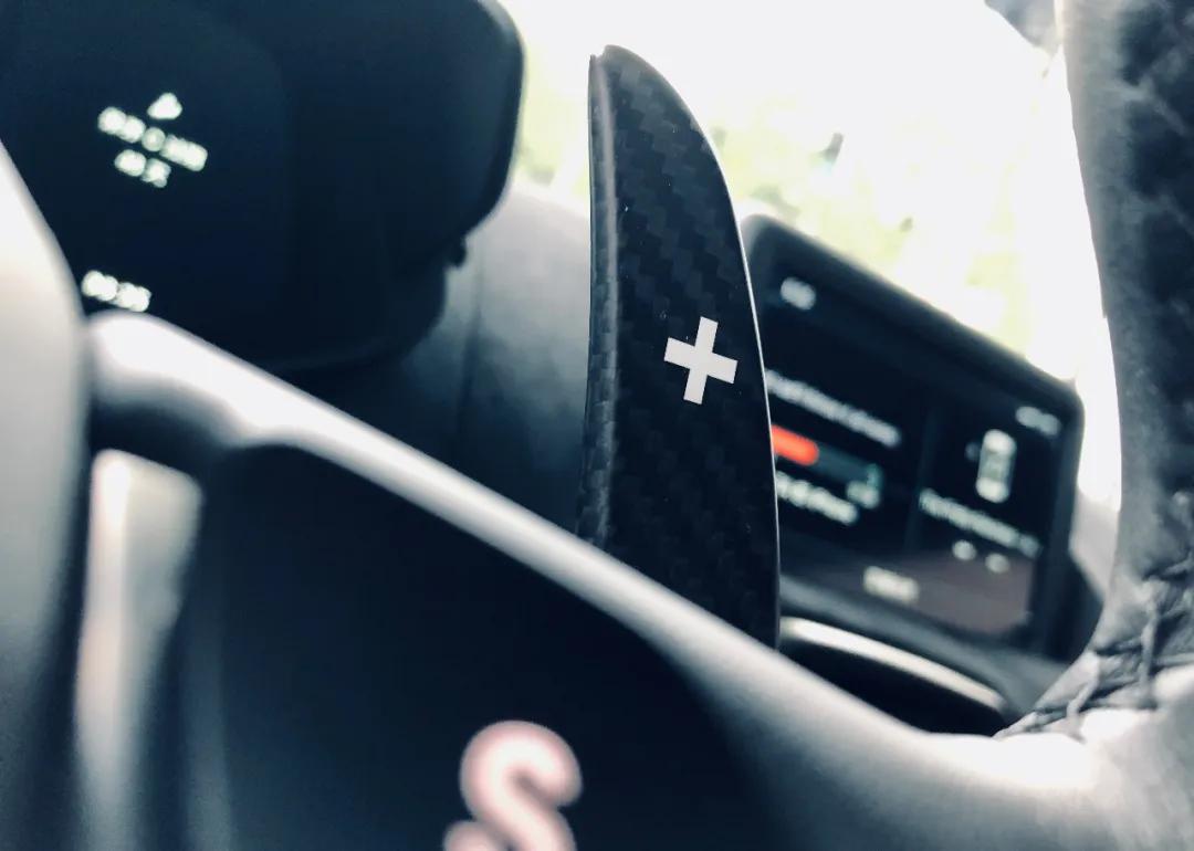 v8vantage2023,v8vantagev12vantage