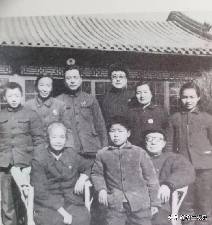 劳君展：居里夫人的中国籍女学生，曾匿名带火腿给在延安的毛主席