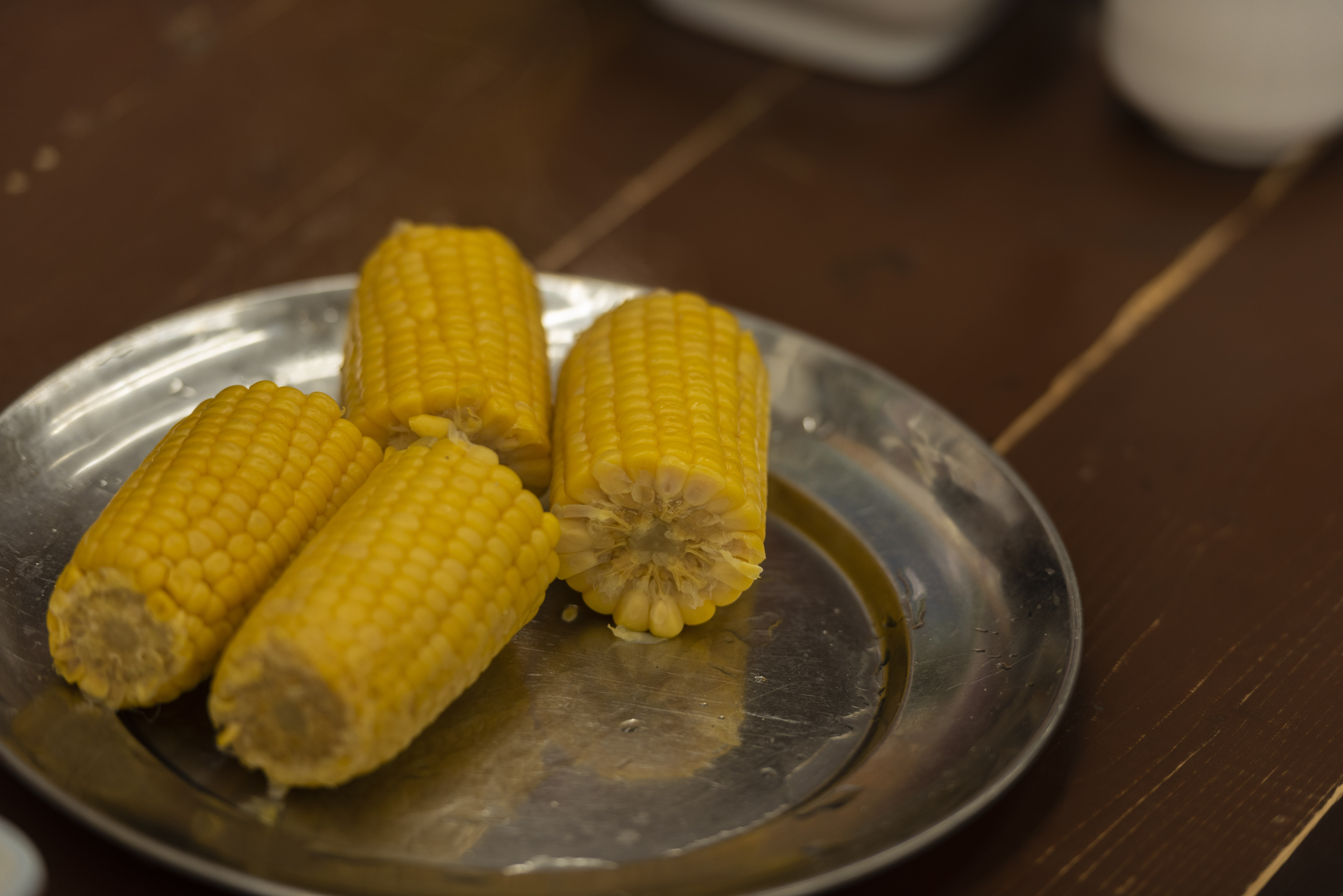 走街串巷边吃边逛，亲身探寻舌尖上的北海道