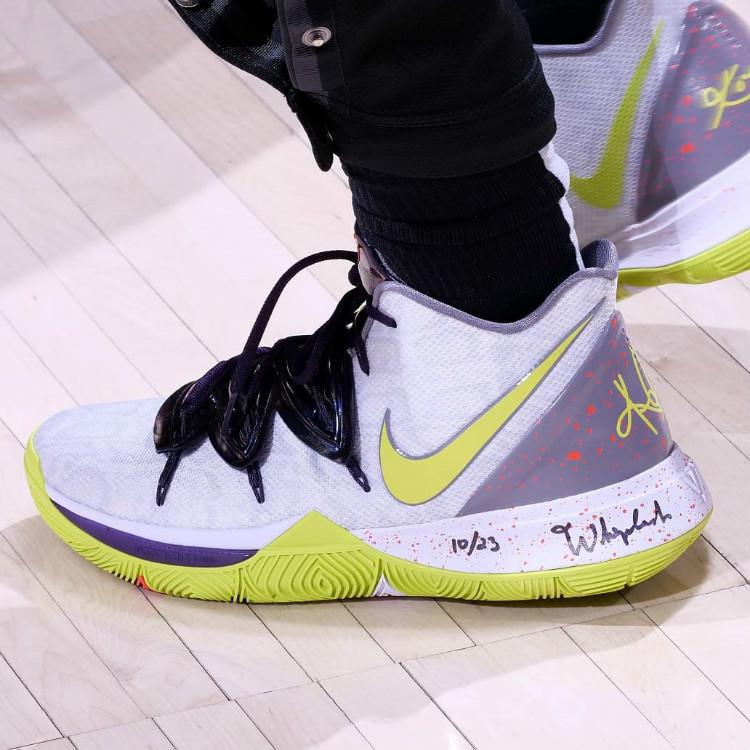 kyrie5海绵宝宝细节,kyrie5新配色海绵宝宝