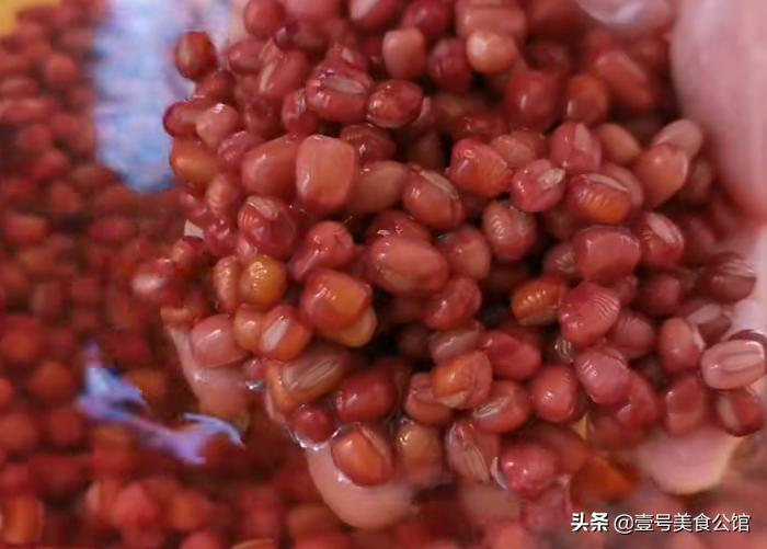 吃一辈子都不腻的红豆糯米凉糕,凉的红豆糕怎么吃好吃