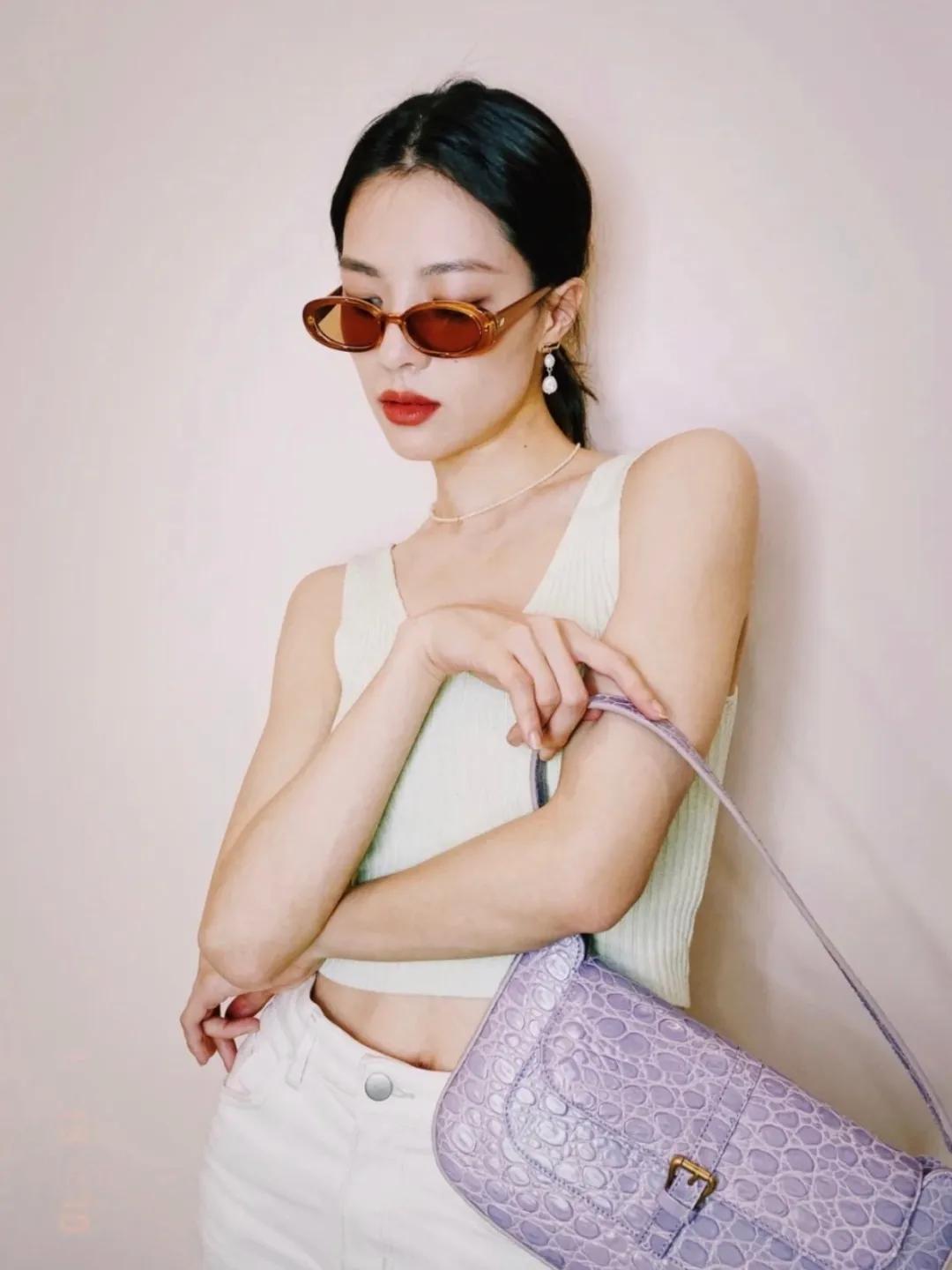 钟楚曦宋妍霏对比照,宋妍霏钟楚曦时尚搭配