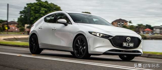 马自达mazda32015款,12年长安马自达mazda3发布