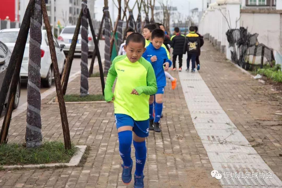 冠豸山旗舰足球俱乐部,冠豸山足球队