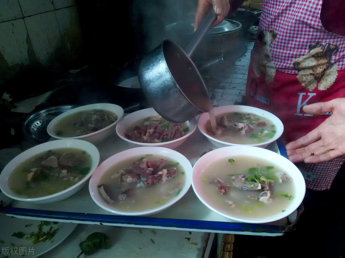 开面馆可以挣钱吗,开一个小面馆赚钱吗