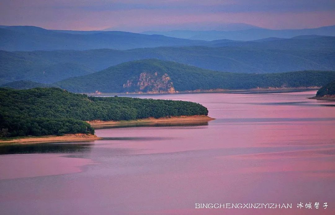 镜泊湖是堰塞湖吗,高山熔岩堰塞湖镜泊湖