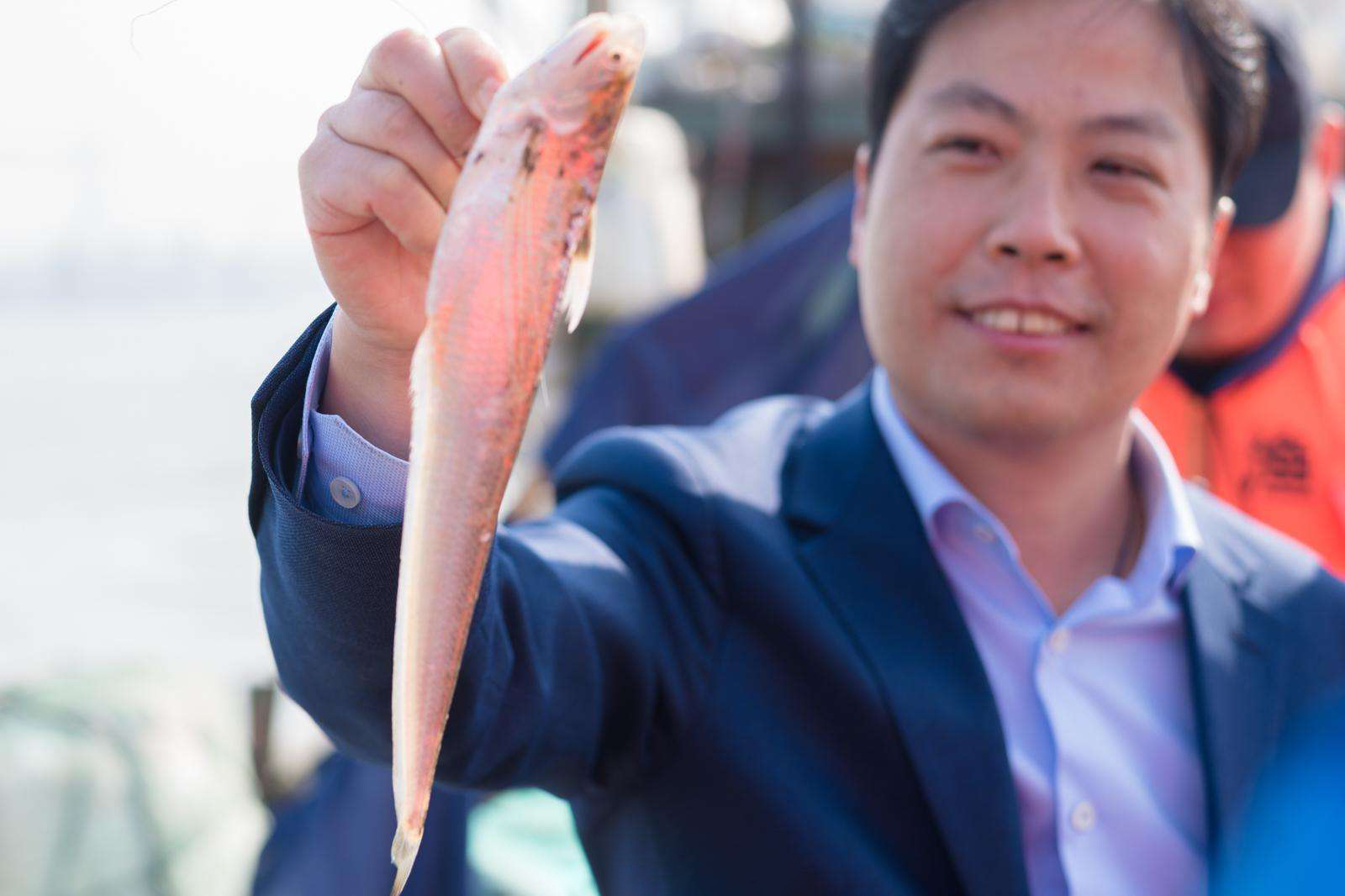 天价鱼多少钱一条,957万天价鱼