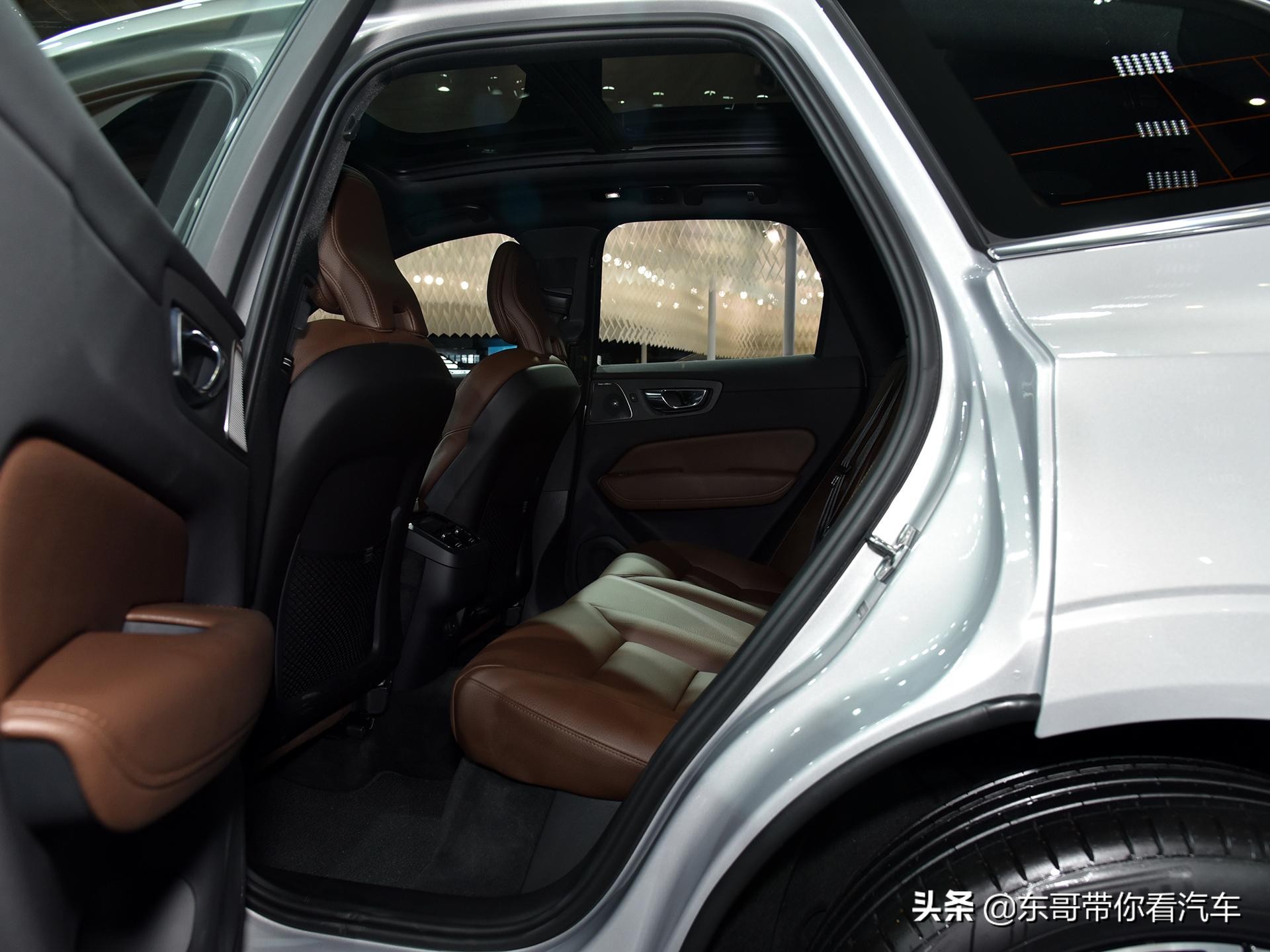 豪华品牌四驱SUV，宽敞舒适又安全，实拍沃尔沃XC60