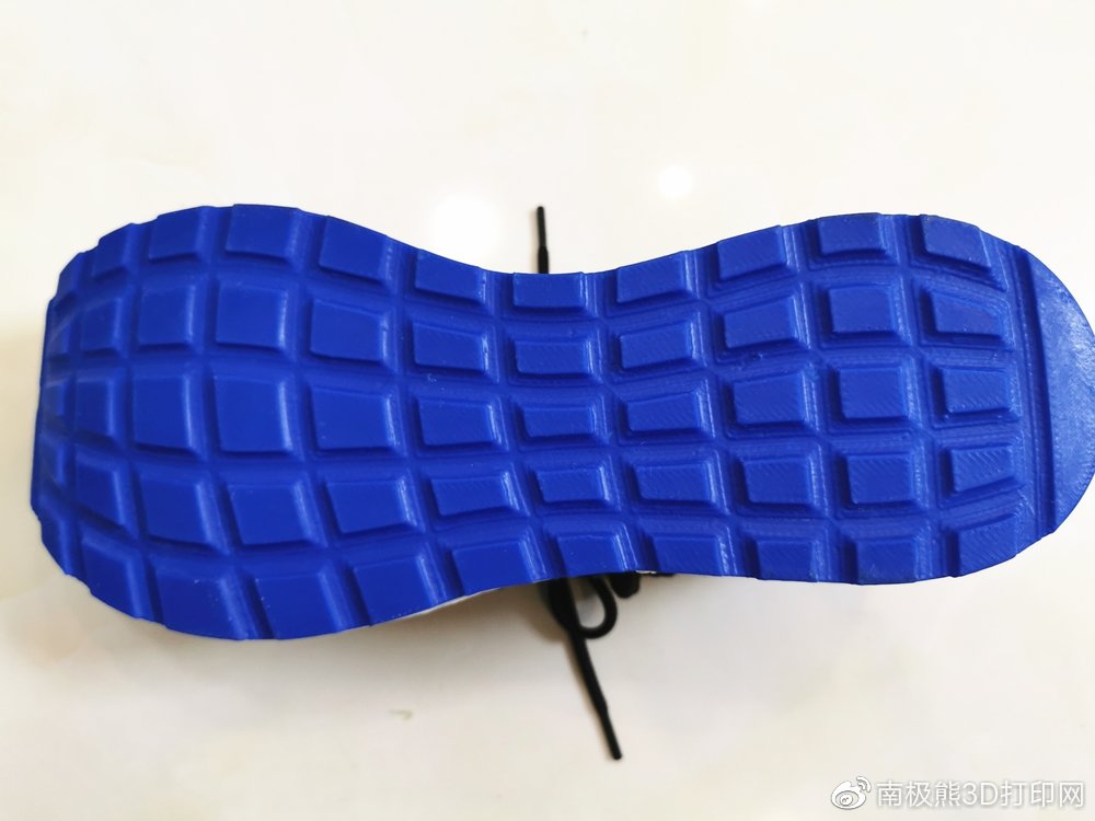 3d打印运动鞋耐克,阿迪3d打印跑鞋