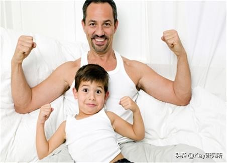 面对孩子没有判断力的模仿，家长该怎么办？