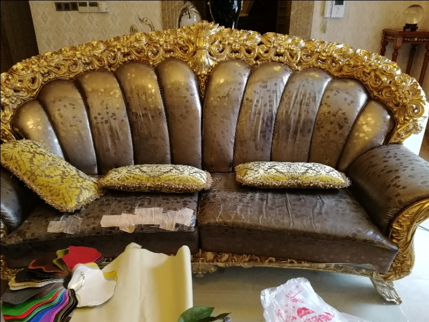 家里皮沙发脱漆了怎么补救,西昌皮沙发掉皮翻新修复