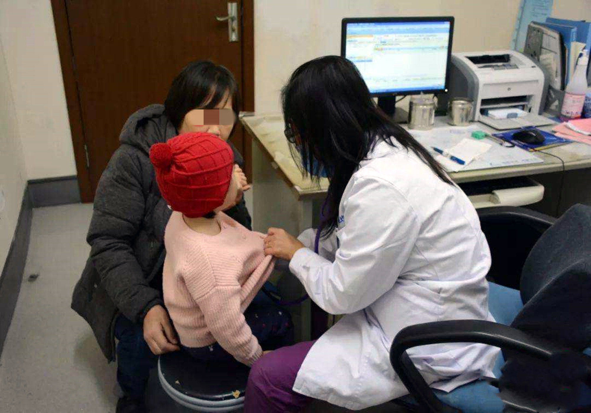 孩子不小心吸入石灰,宝宝不小心误食石灰