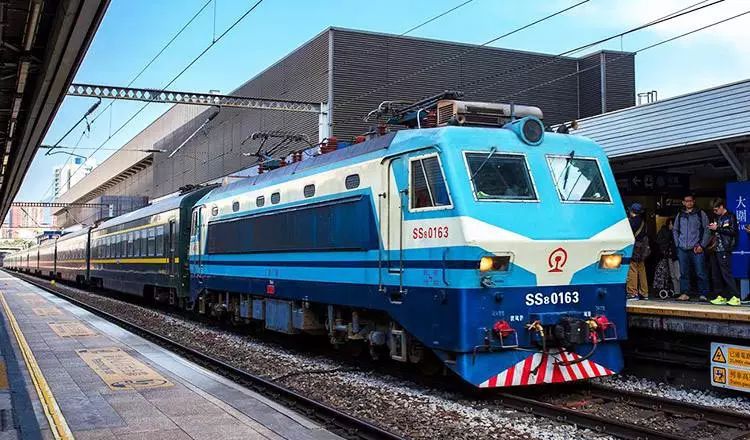 去港澳流程详细,怎么去香港坐飞机最划算